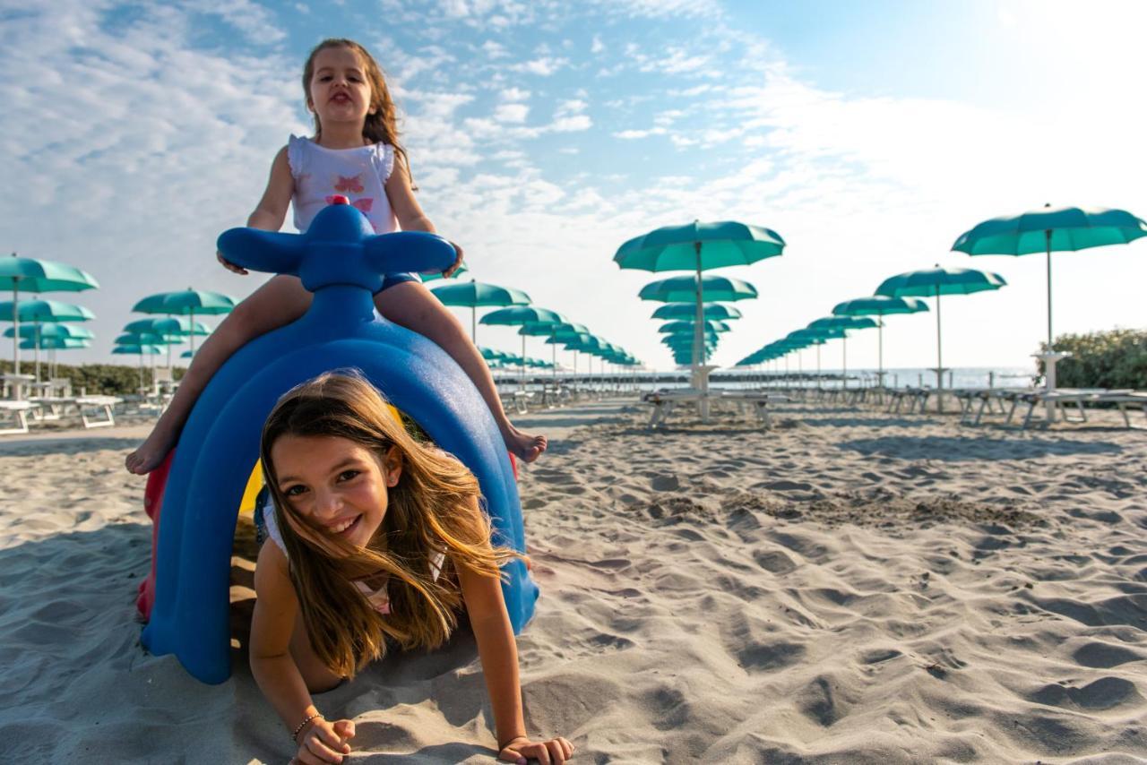 Blu Suite Resort Bellaria-Igea Marina Eksteriør billede