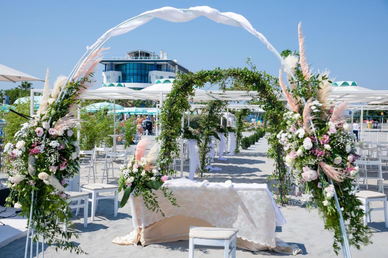 Blu Suite Resort Bellaria-Igea Marina Eksteriør billede