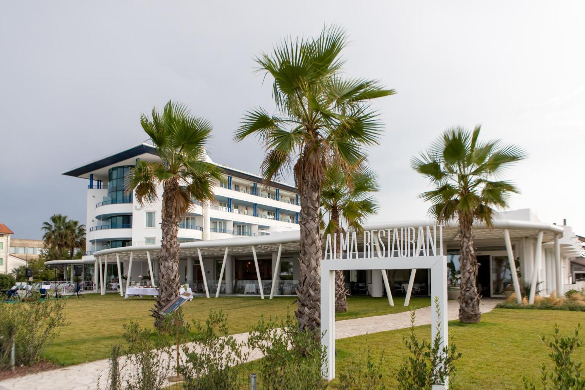 Blu Suite Resort Bellaria-Igea Marina Eksteriør billede